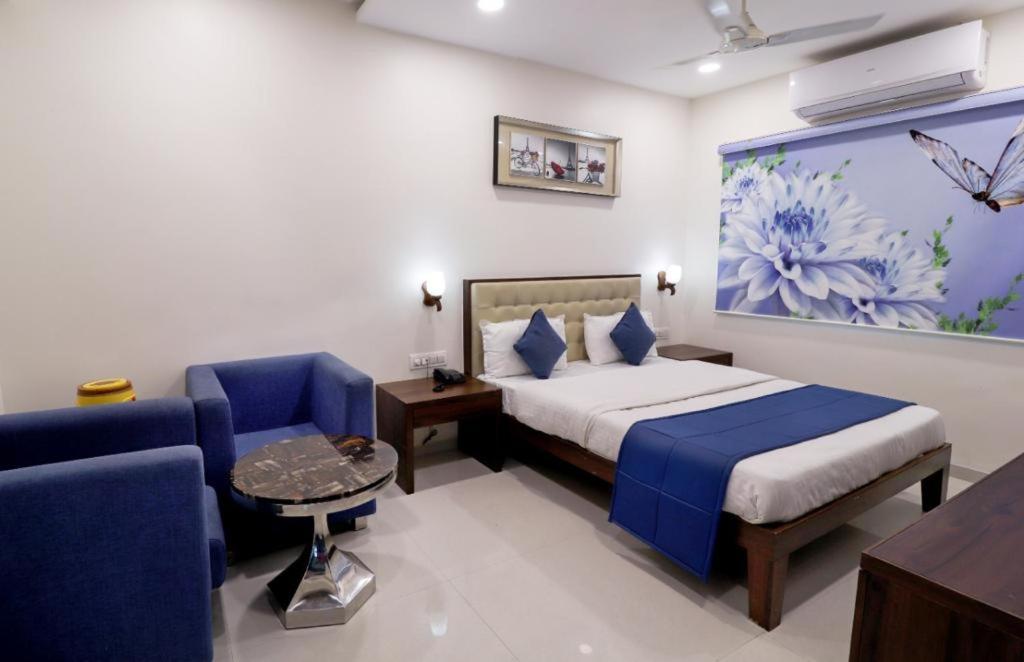 Royal Inn Hotel Ambaji Exterior photo