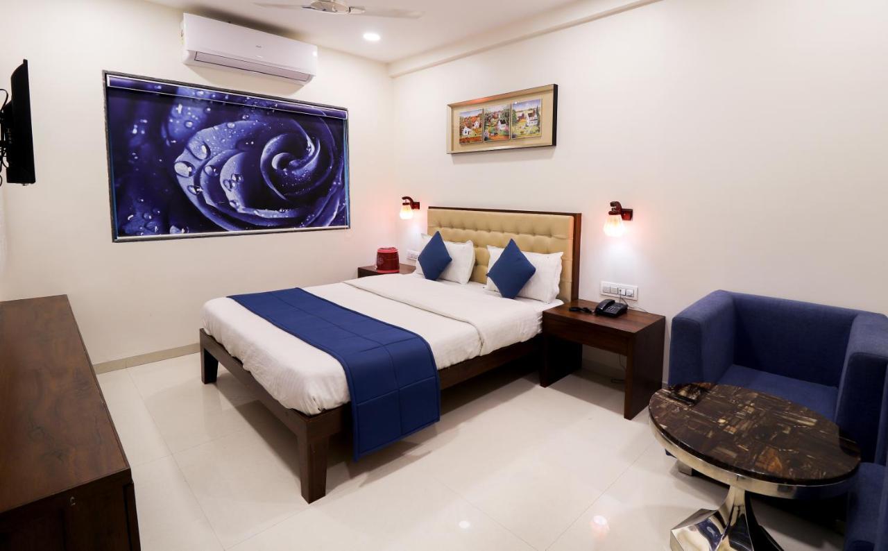Royal Inn Hotel Ambaji Exterior photo