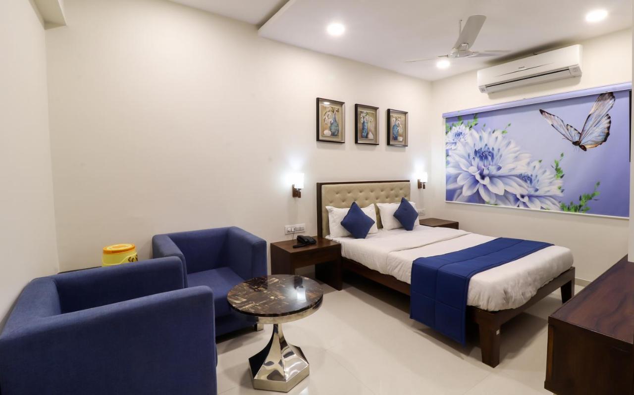 Royal Inn Hotel Ambaji Exterior photo